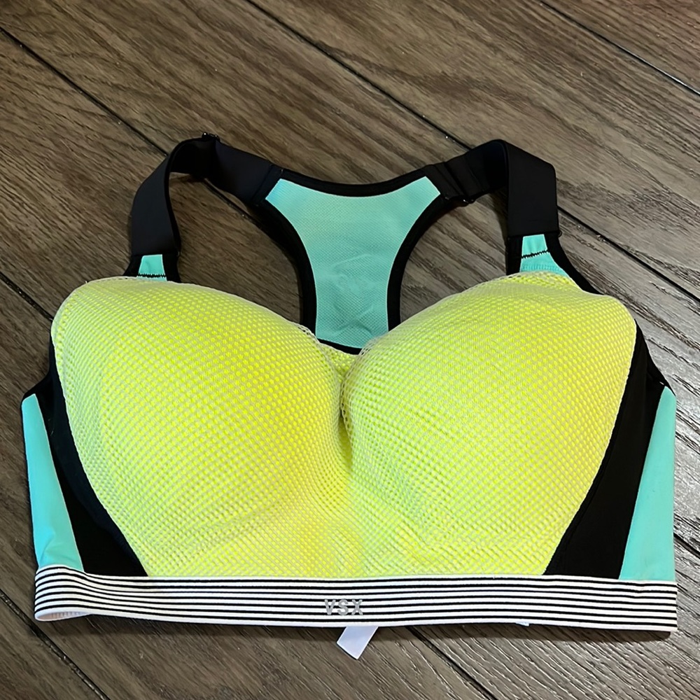 VSX sports bra